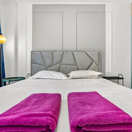 Apartment Ada Homes 404 *